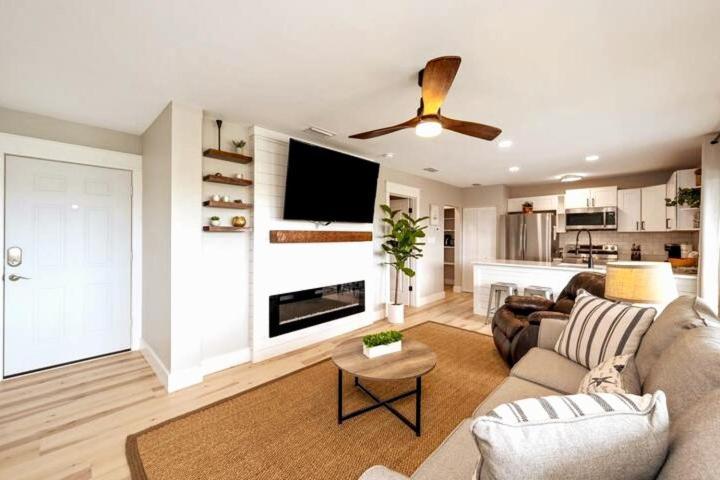 So Fire So Good 3 Comm Pools Lakeview Fireplace Дестин Экстерьер фото